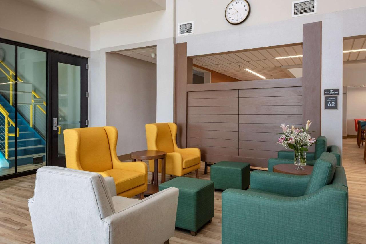 Comfort Suites Colorado Springs East - Medical Center Area Ngoại thất bức ảnh