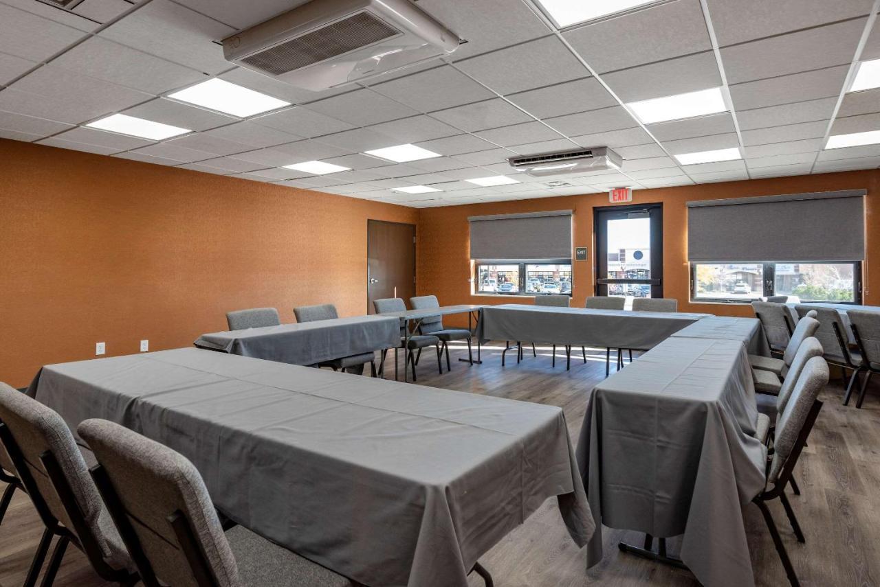 Comfort Suites Colorado Springs East - Medical Center Area Ngoại thất bức ảnh