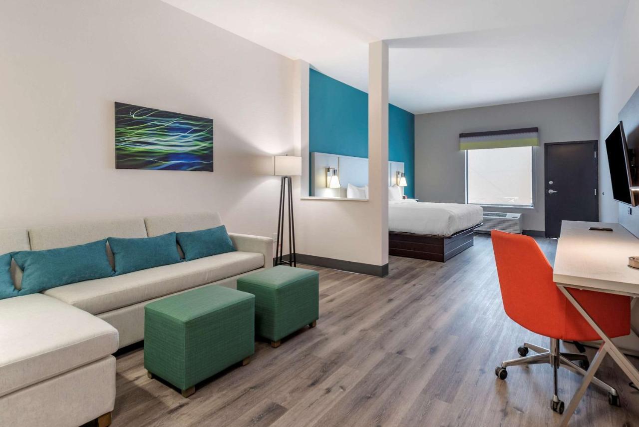Comfort Suites Colorado Springs East - Medical Center Area Ngoại thất bức ảnh