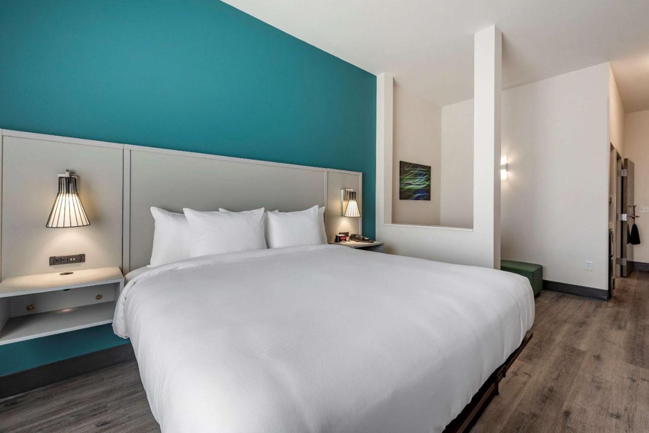 Comfort Suites Colorado Springs East - Medical Center Area Ngoại thất bức ảnh