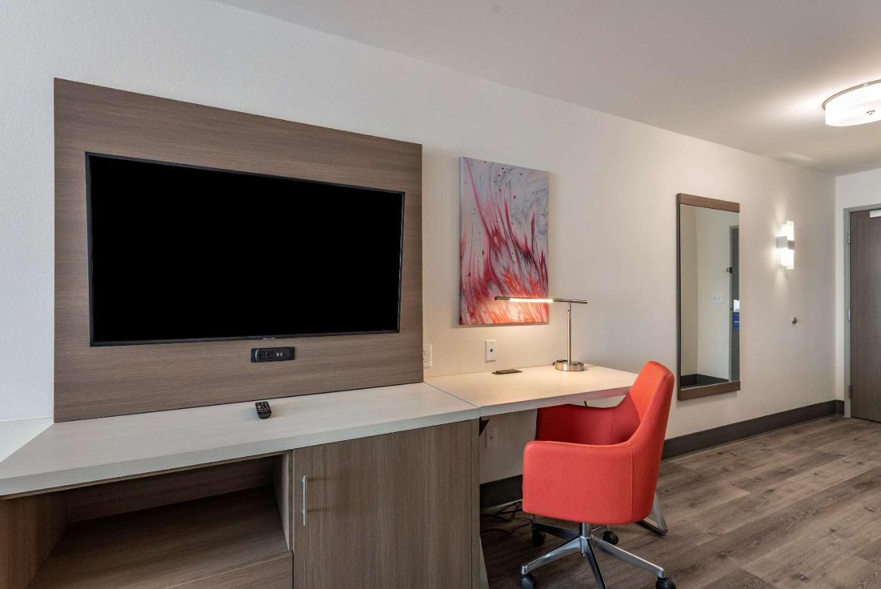 Comfort Suites Colorado Springs East - Medical Center Area Ngoại thất bức ảnh