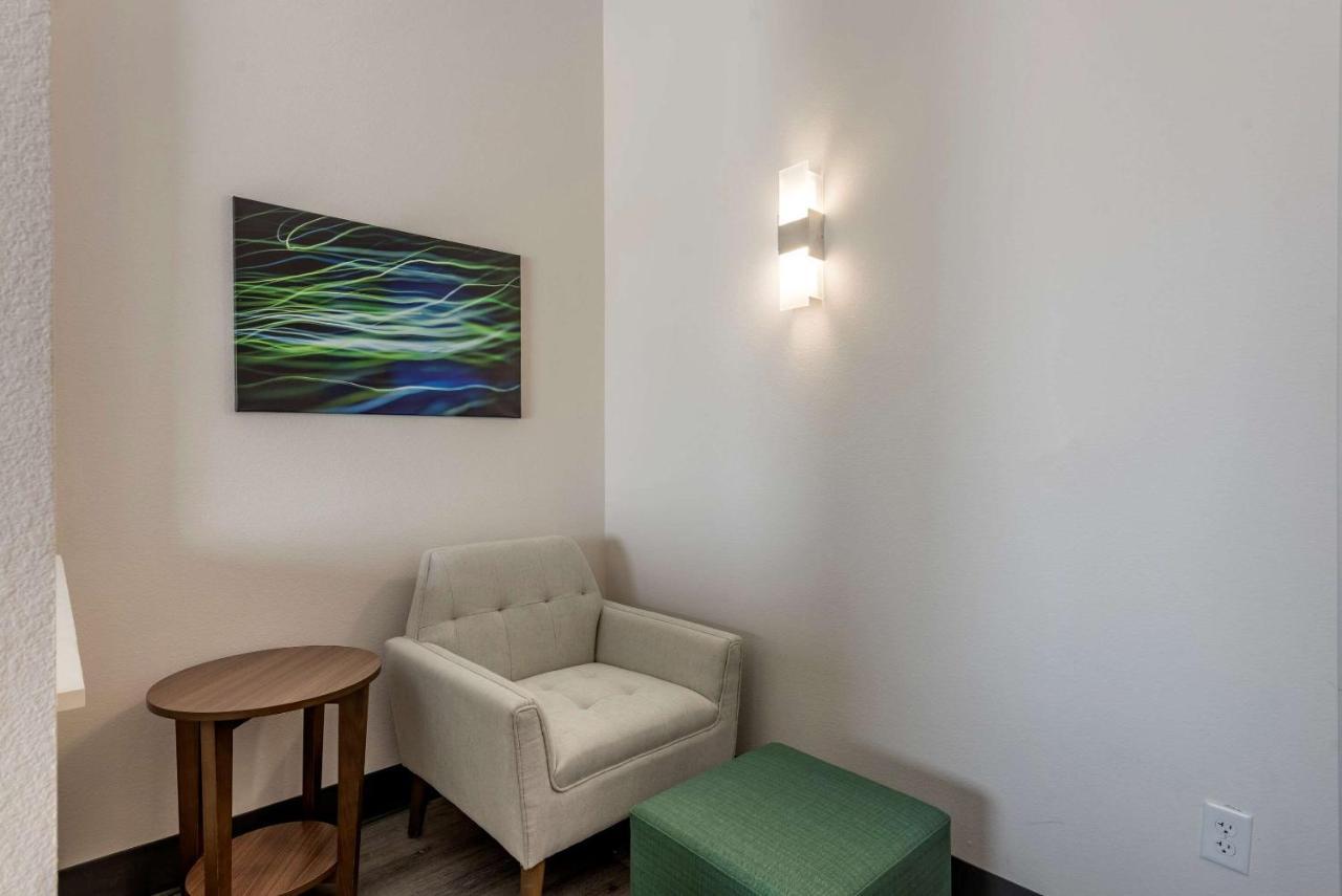 Comfort Suites Colorado Springs East - Medical Center Area Ngoại thất bức ảnh