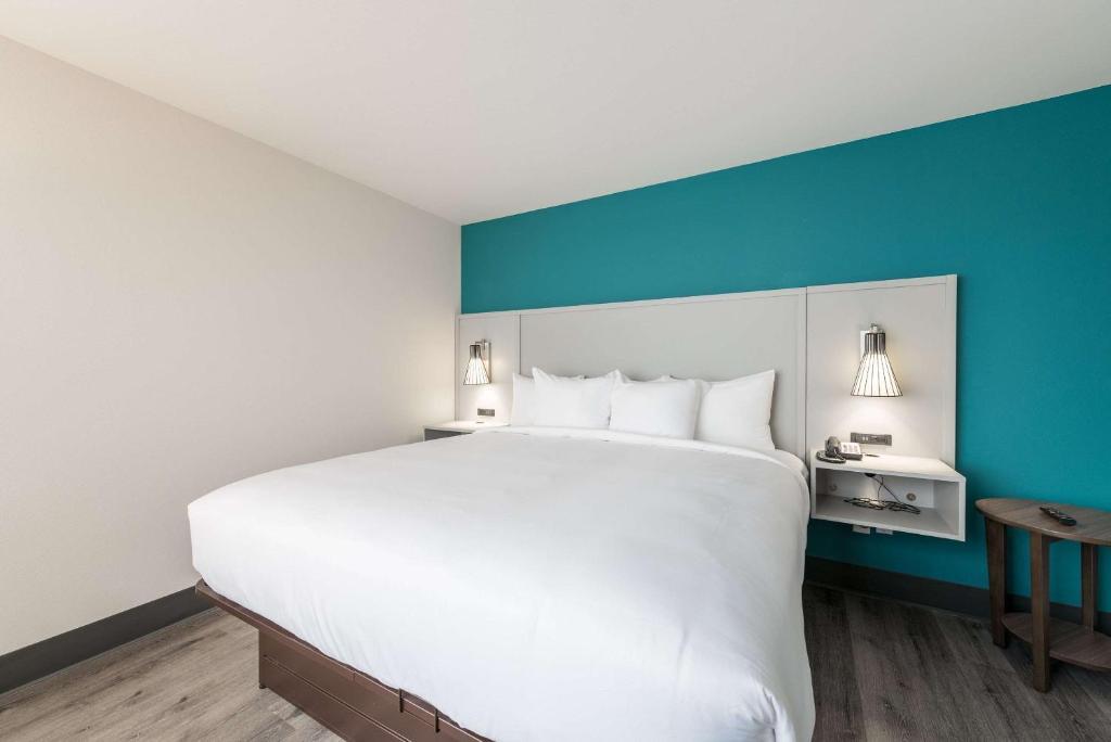 Comfort Suites Colorado Springs East - Medical Center Area Ngoại thất bức ảnh