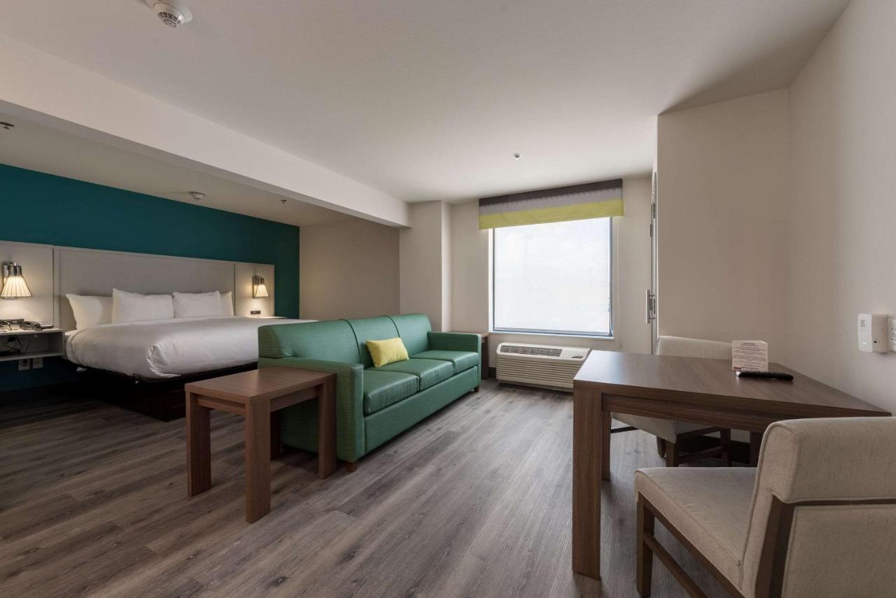 Comfort Suites Colorado Springs East - Medical Center Area Ngoại thất bức ảnh