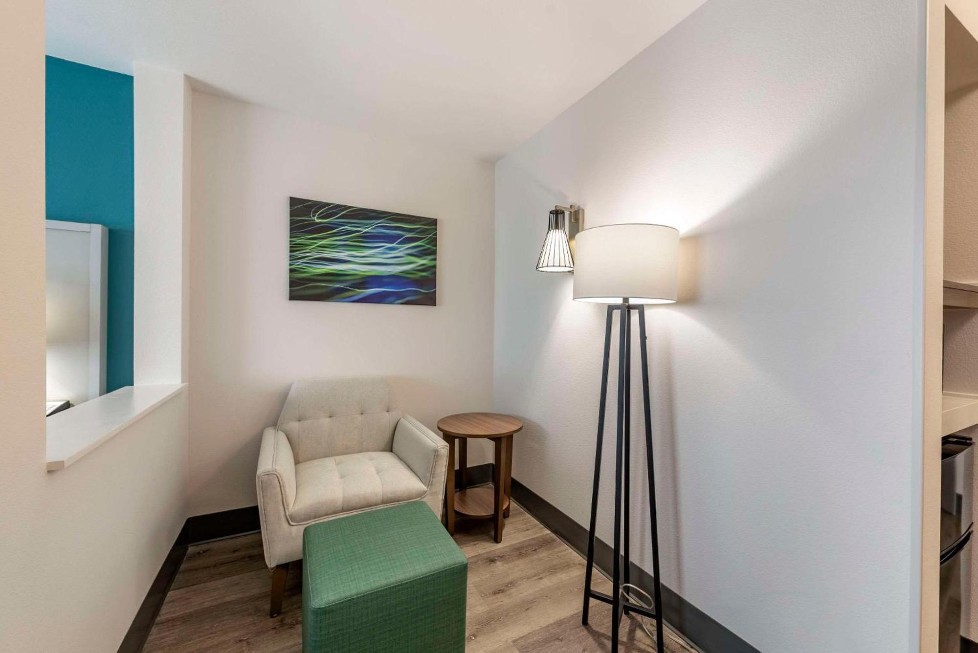 Comfort Suites Colorado Springs East - Medical Center Area Ngoại thất bức ảnh